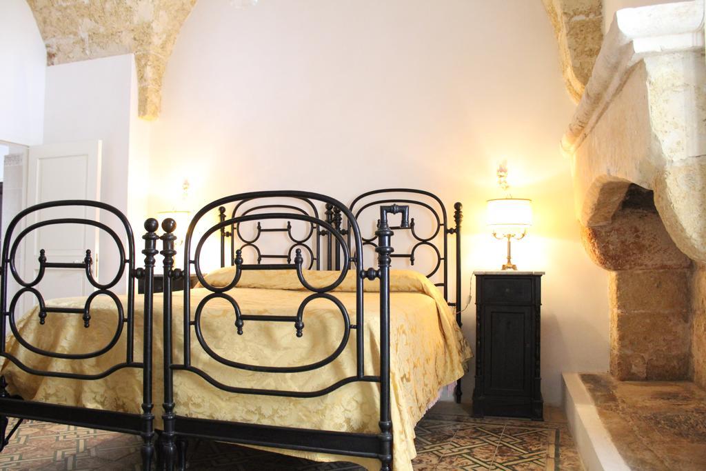 ガリアーノ・デル・カーポ Palazzo Bitonti Bed & Breakfast エクステリア 写真